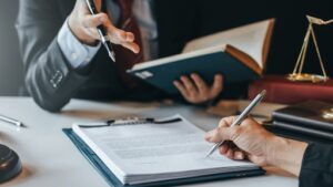 Commercial Litigation Lawyer In Brooklyn